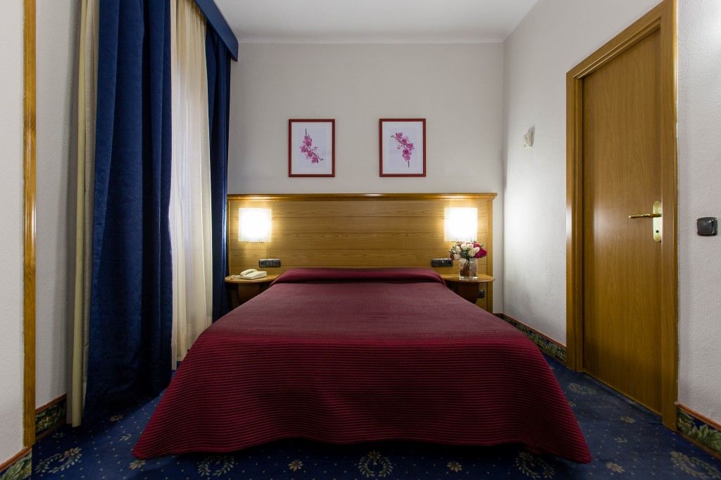 Hotel Negresco Gran Via Madrid Exteriér fotografie